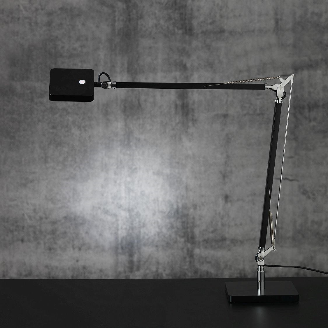 Desk lamp LightUp Madrid, dimmable, black