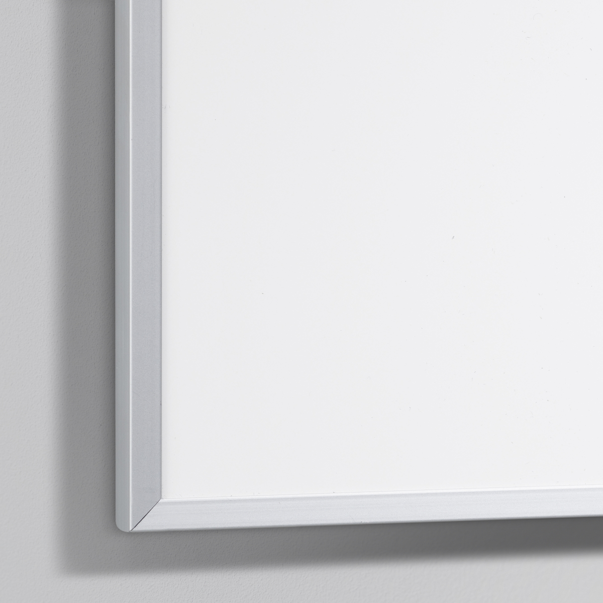 Whiteboard Boarder Sharp with pen shelf, 1005x1205